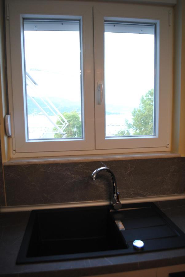 Sea Breeze Appartement Nea Iraklitsa Buitenkant foto