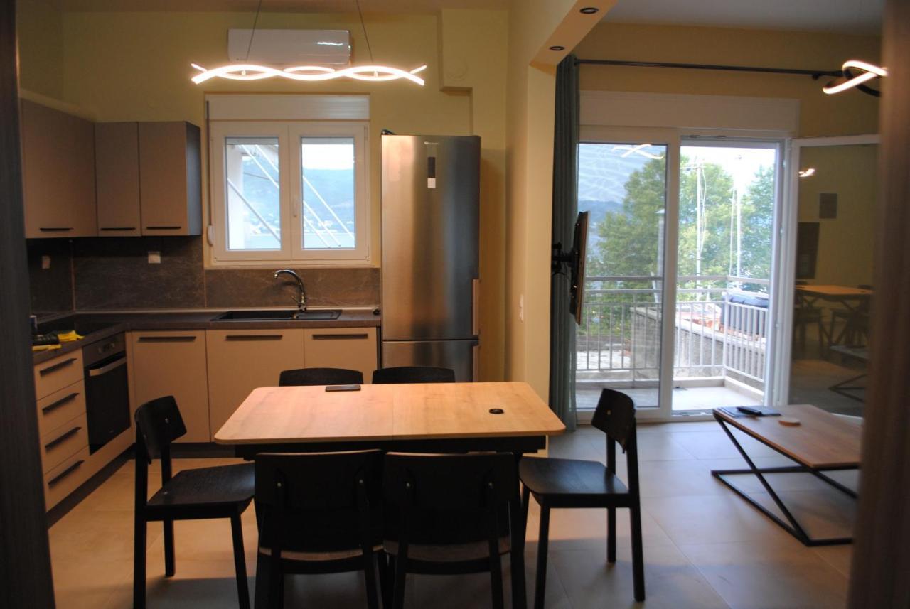 Sea Breeze Appartement Nea Iraklitsa Buitenkant foto