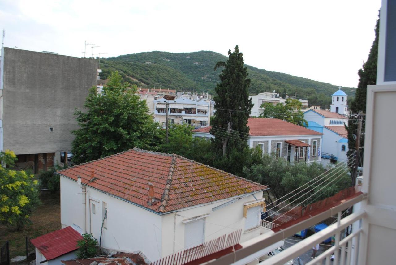 Sea Breeze Appartement Nea Iraklitsa Buitenkant foto